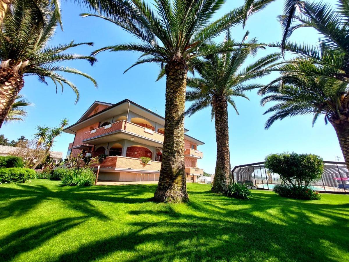 B&B Sotto Le Palme Molino Ciccolini Buitenkant foto
